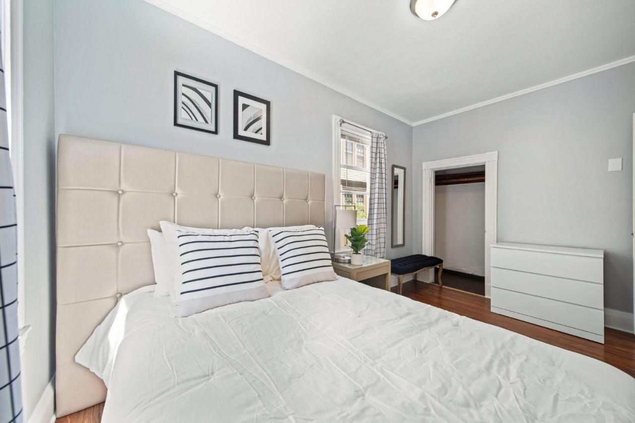 Cozy Up In 5Br Apt Near Charming Oak Square Boston Exteriör bild