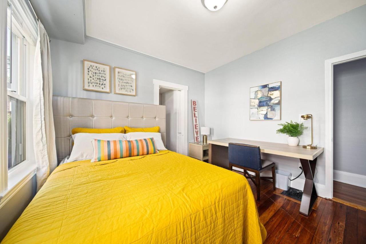 Cozy Up In 5Br Apt Near Charming Oak Square Boston Exteriör bild